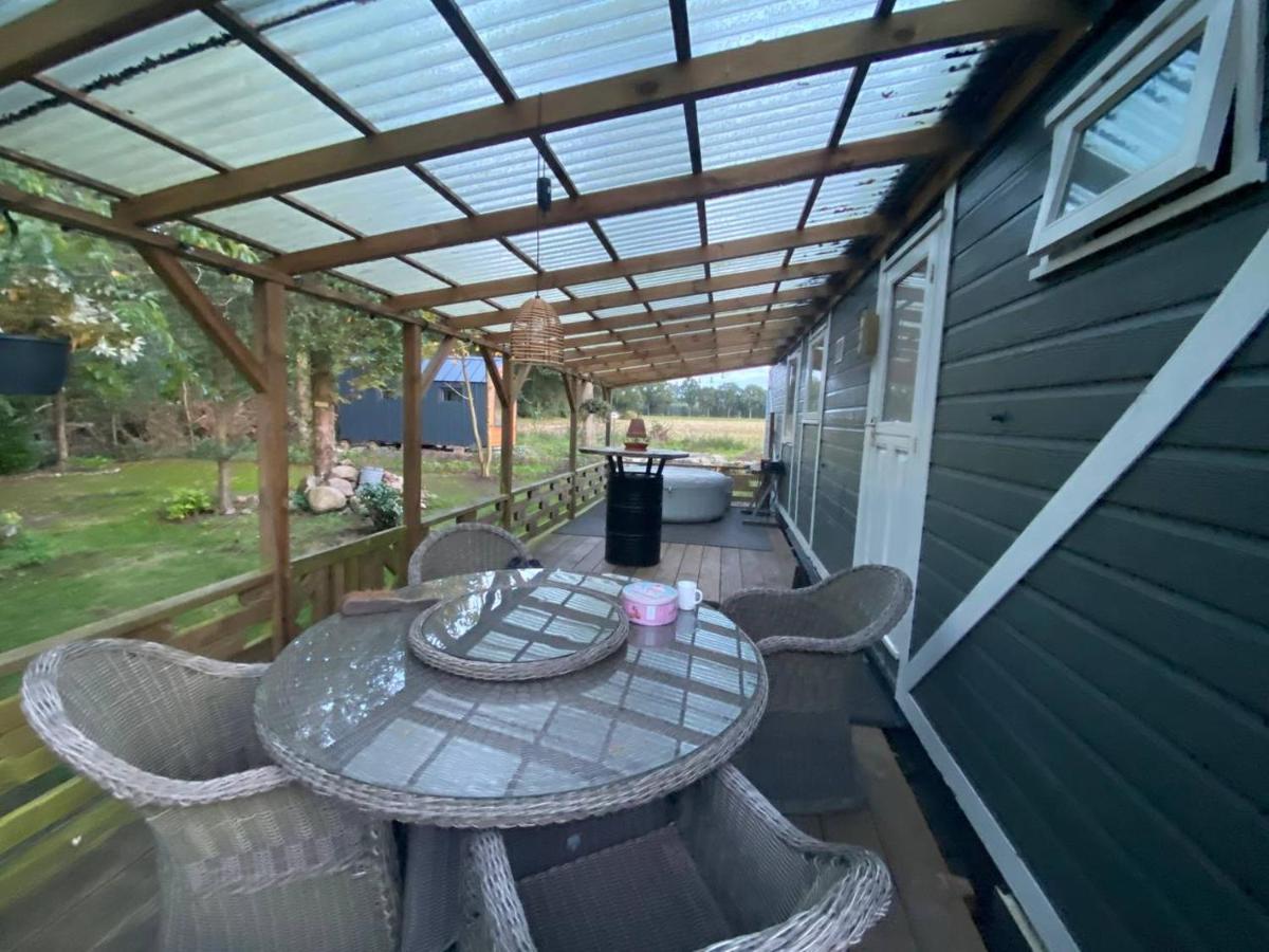 Chalet With Access To The Woods - No 147 安卢 外观 照片